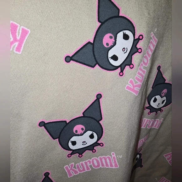 Kuromi by San Rio Bioworld Crewneck Sweatshirt Allover Printed Graphic Women's S - Picture 4 of 6